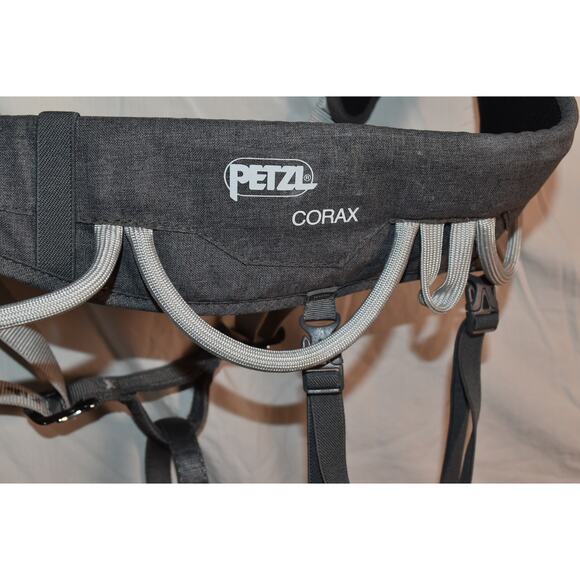 Petzl Corax Adjustable Climbing Harness - Picture 2 of 6